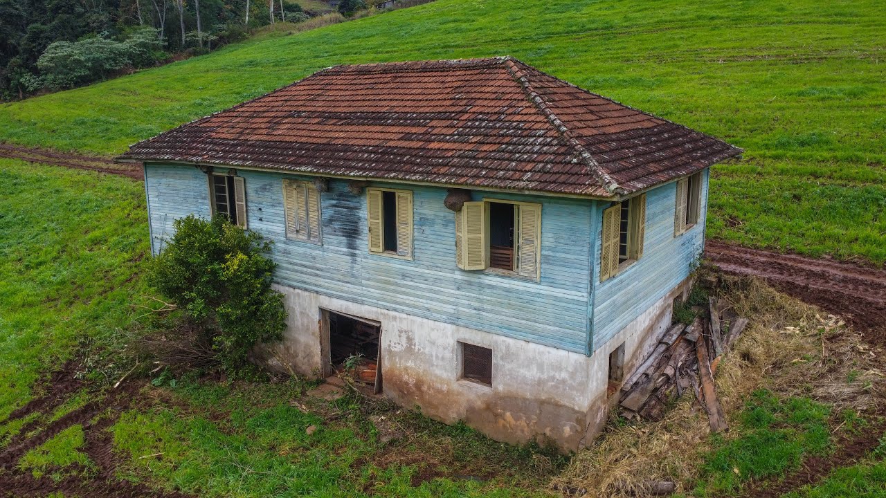 LEVEI UM SUSTO QUANDO VI O QUE TINHA ESCONDIDO NO ROUPEIRO!