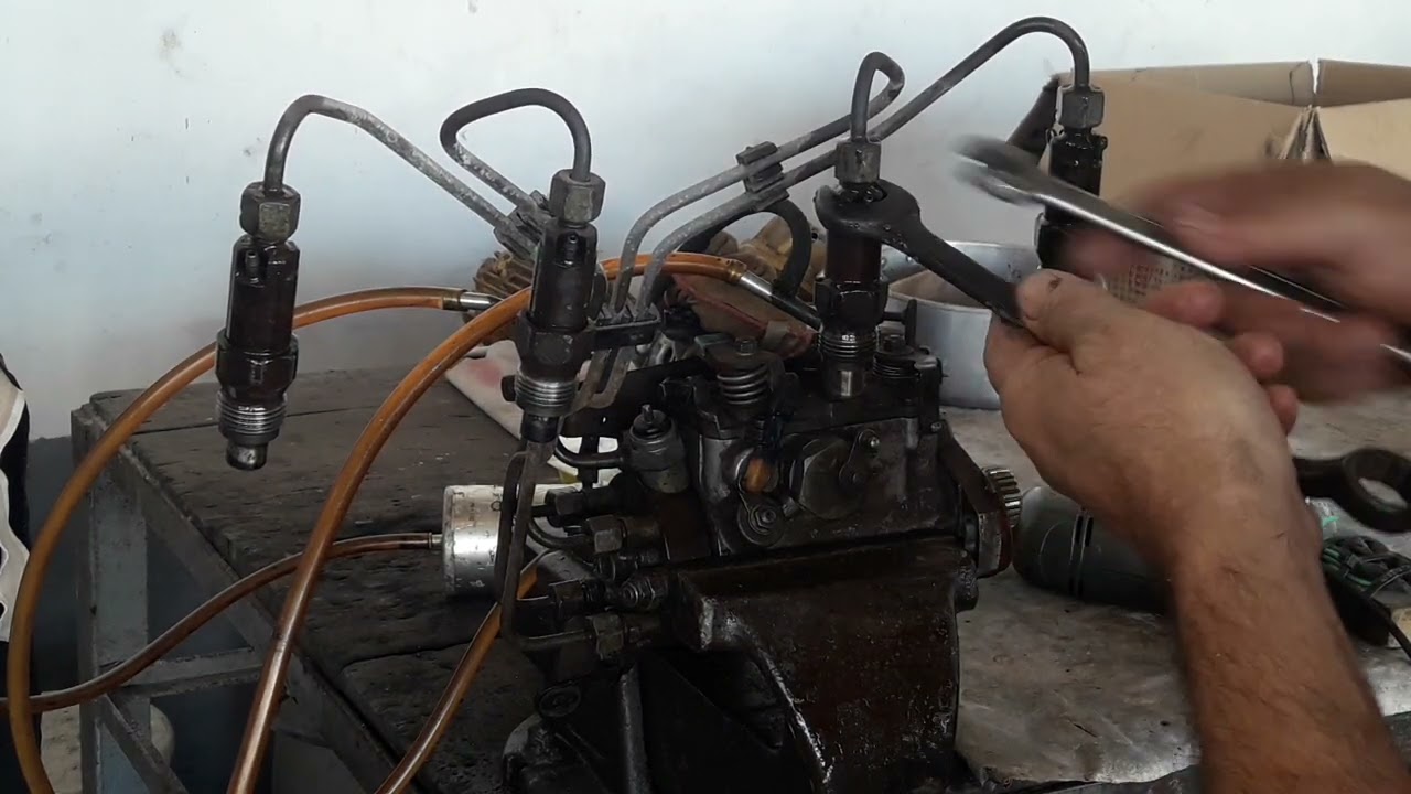 Bomba injetora Lucas Peugeot 504 serviço SELVAGEM