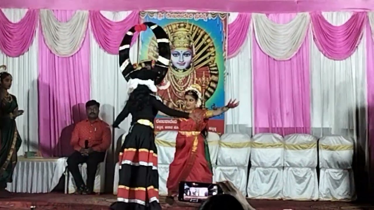 #Navadurgeyaru #ನವದುರ್ಗೆಯರು #Aditi Sadli  #hubli_dharwad #SwarnaMayuridance old Hubli   