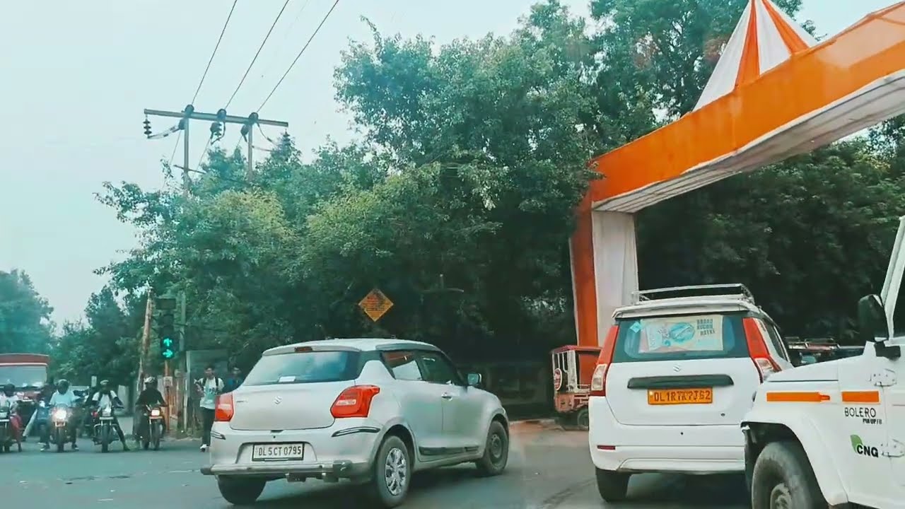 Delhi's Societies: Flicker of happiness and anxiety on Delhi's Quiet Roads