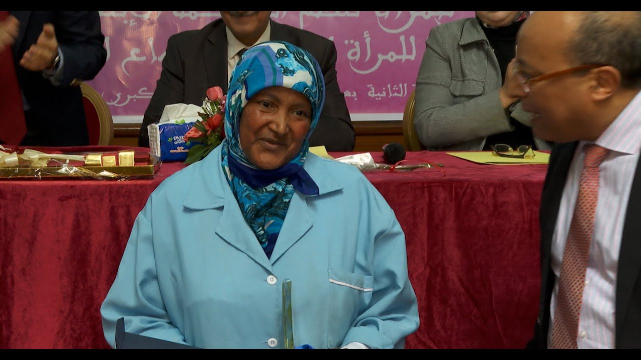 شاهد كيف تعامل رئيس المحكمة ووكيل الملك مع هذه السيدة