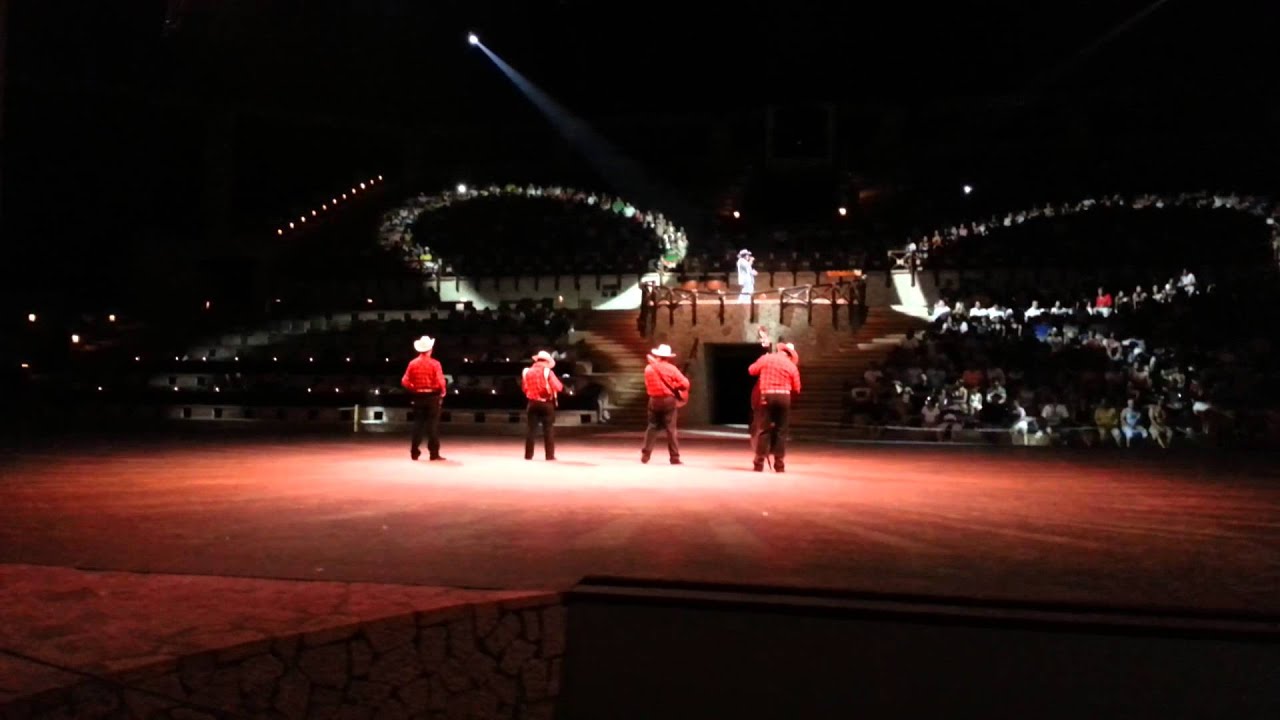 Xcaret México Espectacular - Popurrí con Norteño y Banda