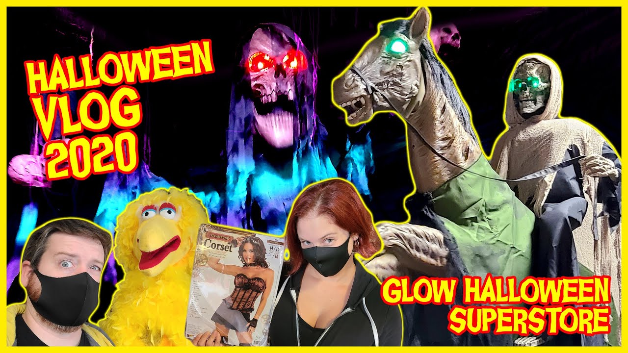 HALLOWEEN VLOG (2020)! Glow Halloween Superstore Hunt! SPOOKTACULAR! + 2nd Spirit Halloween Visit