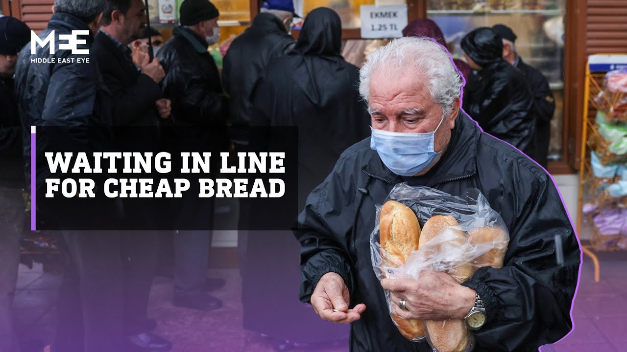 Turkey: Long lines for cheap bread in Istanbul amid lira crisis