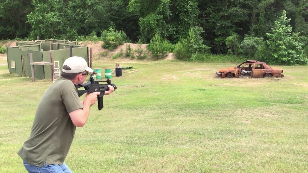 HK G36C vs steel at the 2016 Heckler & Koch Photoshoot G36 G36K