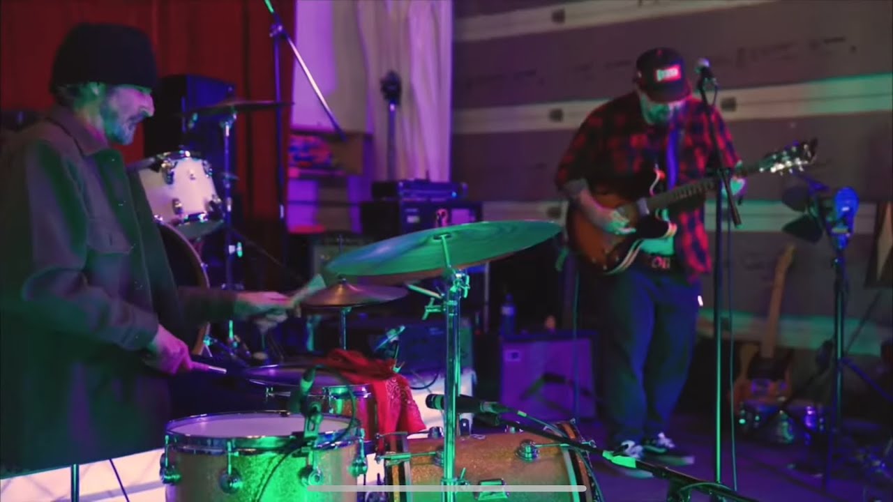 Hoot Owl Blues - Robert Connely Farr - Live at Green Auto #deltablues #bluesrock #countryblues