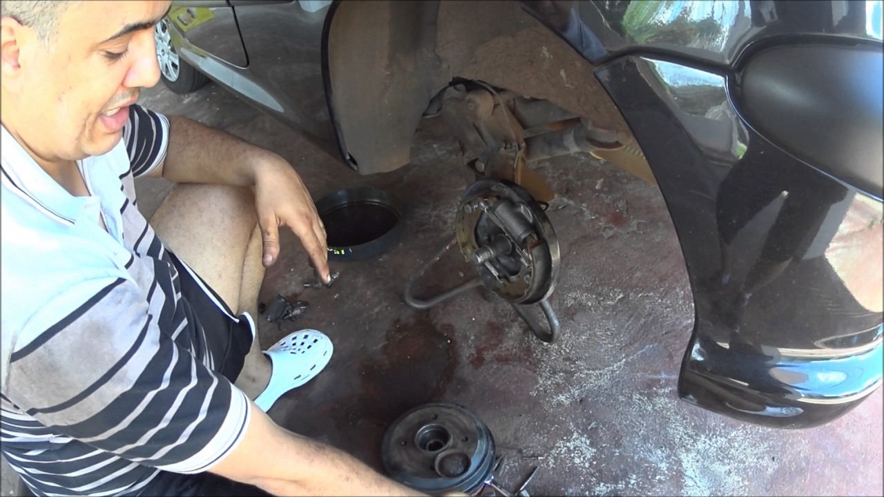 Peugeot 206 1.4 8v - Troca de cilindro de roda