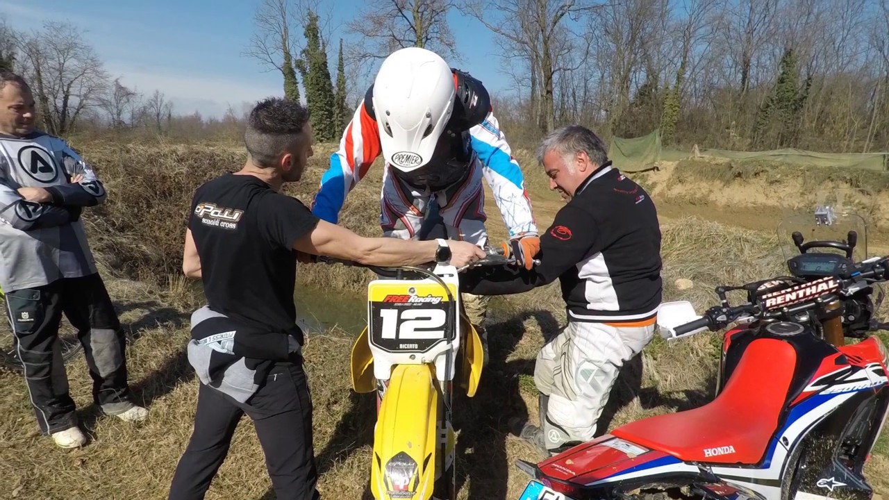 Scuola Maxi Enduro Cross Oscar Polli Free Racing - Corso Avanzato