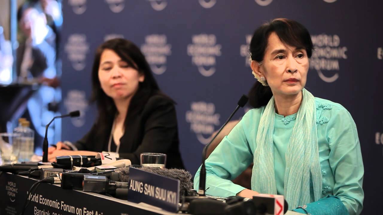 East Asia 2012 - Press Conference with Daw Aung San Suu Kyi