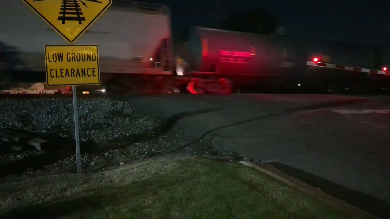 CSX Northbound train with the open hopper that nearly came off the tracks in Emerson Georgia part 2