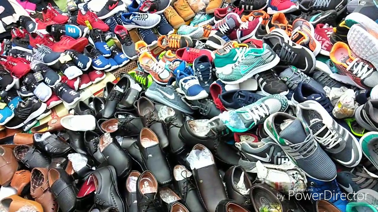#market Cheap rate shoes,clothes and accessories |Bhopal Sunday Market|
