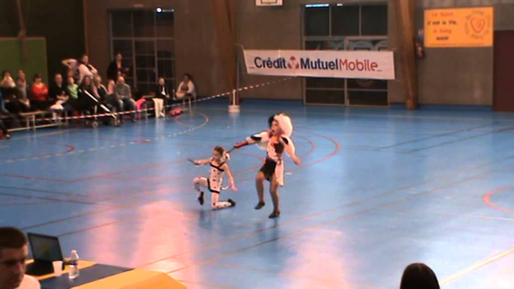 CASSANDRA & ROMANE
