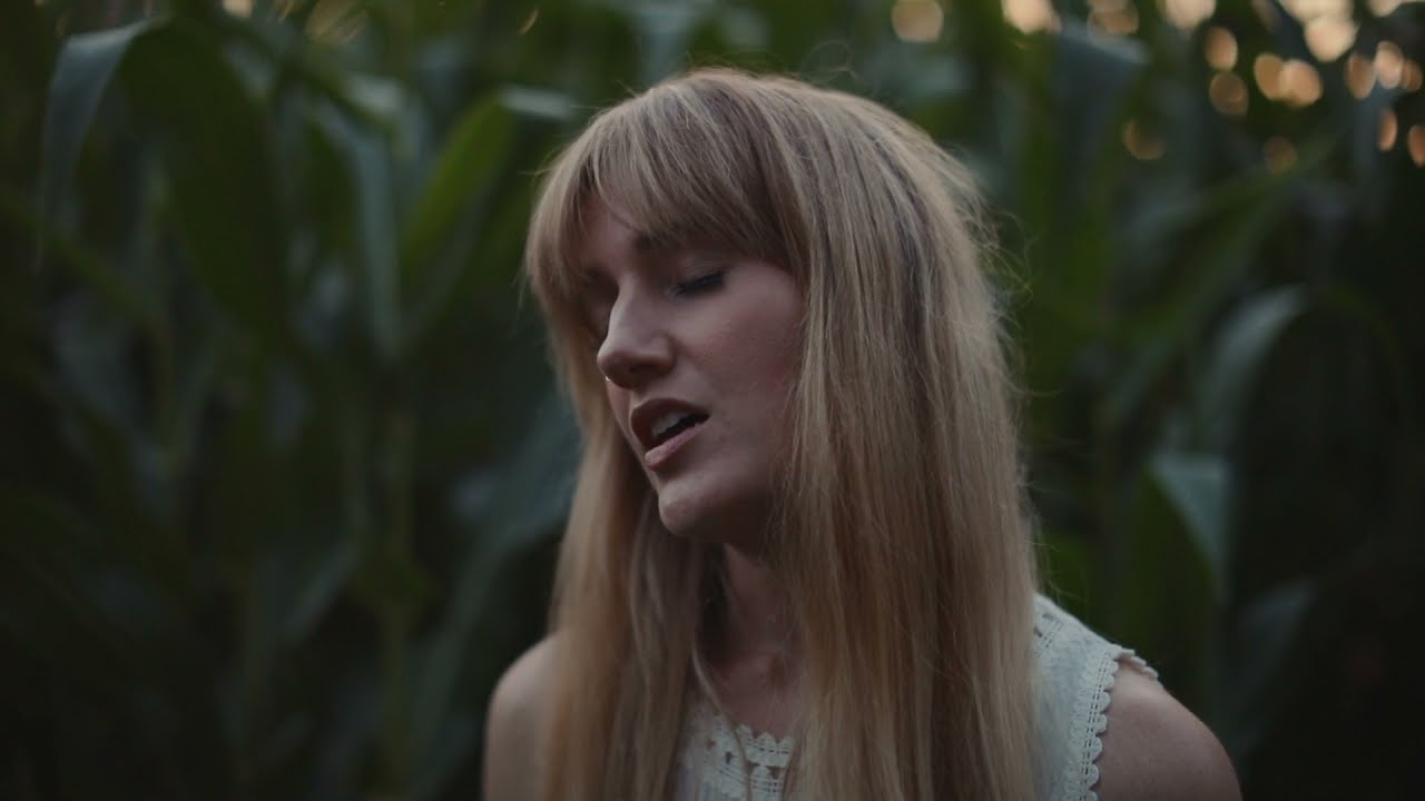Robyn Sherwell - Somewhere Over The Rainbow (Live Cover) _ Guernsey Gigs