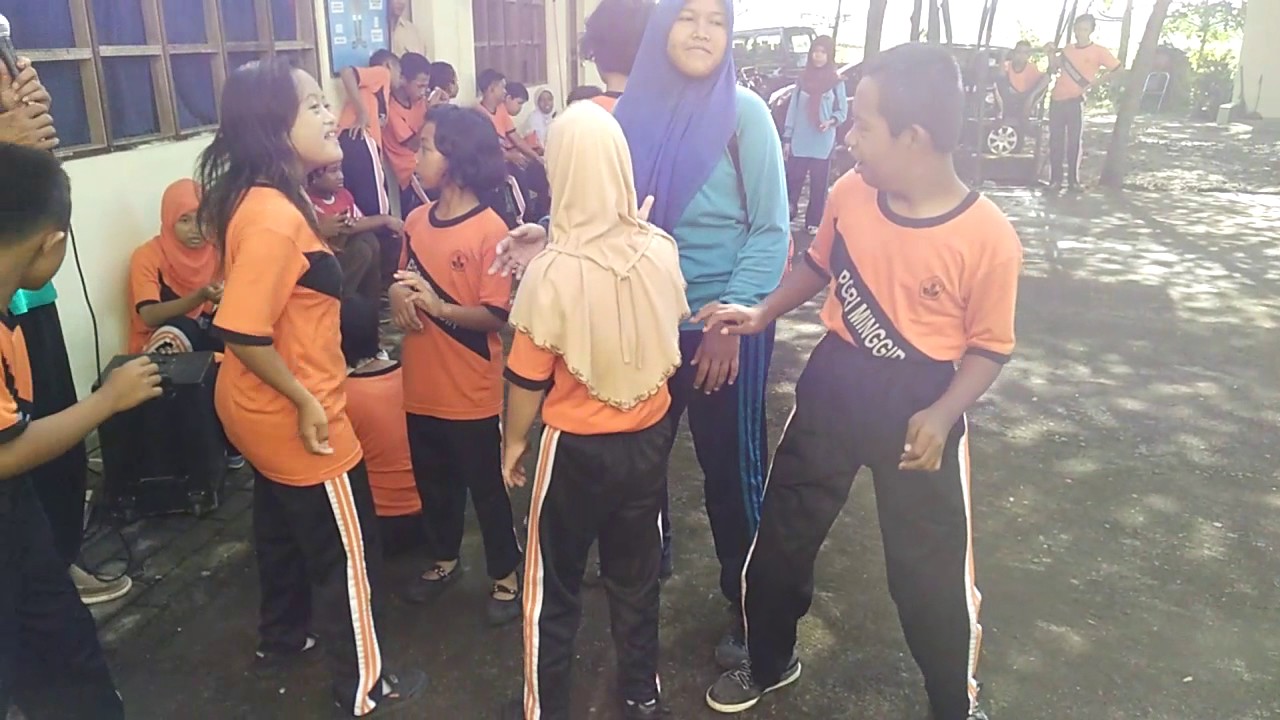 SLB PGRI Minggir #Goyang Wahyu