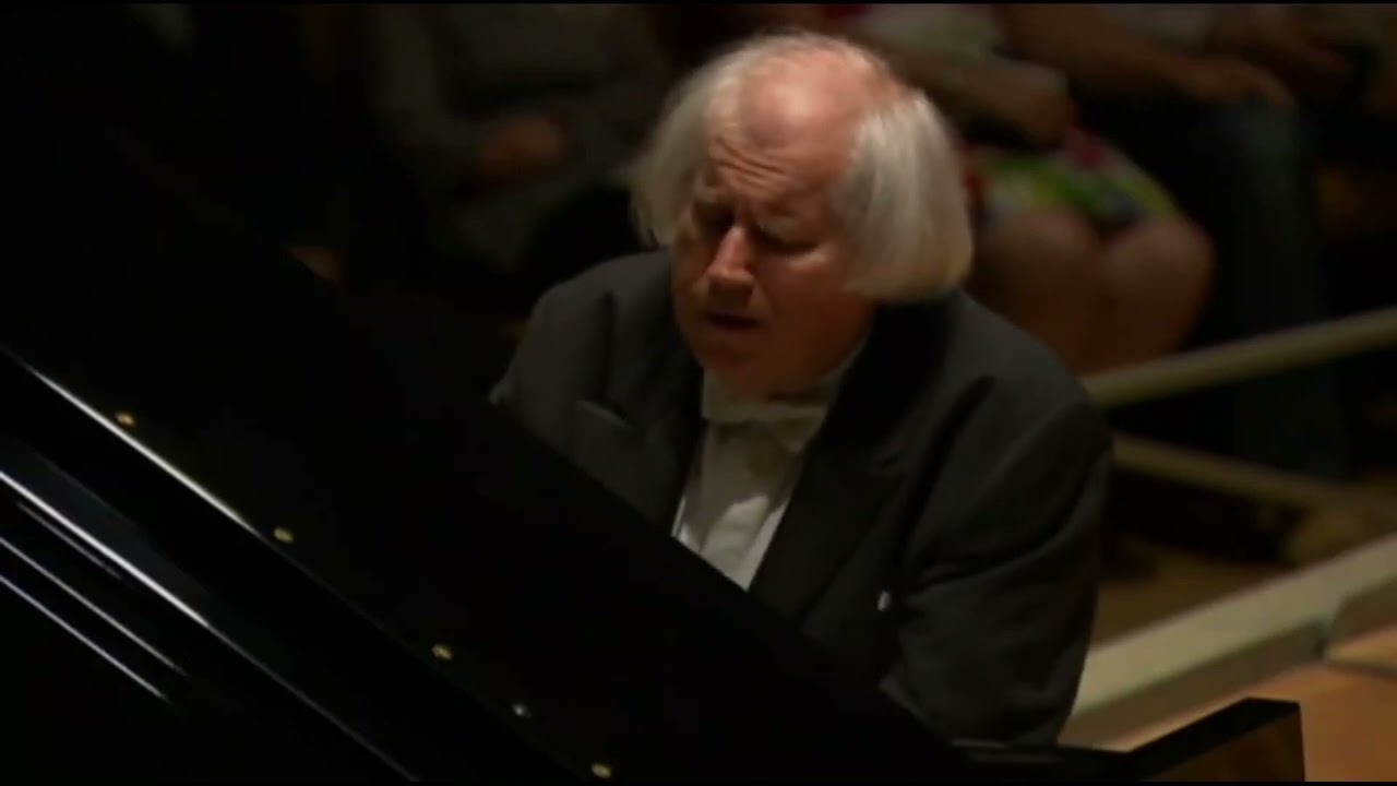 Grigory Sokolov plays Beethoven’s Hammerklavier