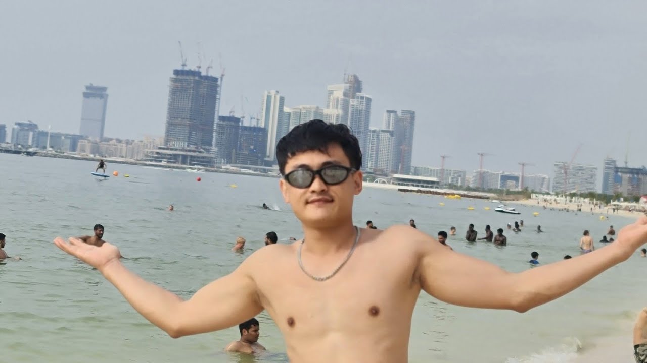 exploreing new job in dubai  with my brother help.🙏#dubai#everybody#vlog#new#youtube 