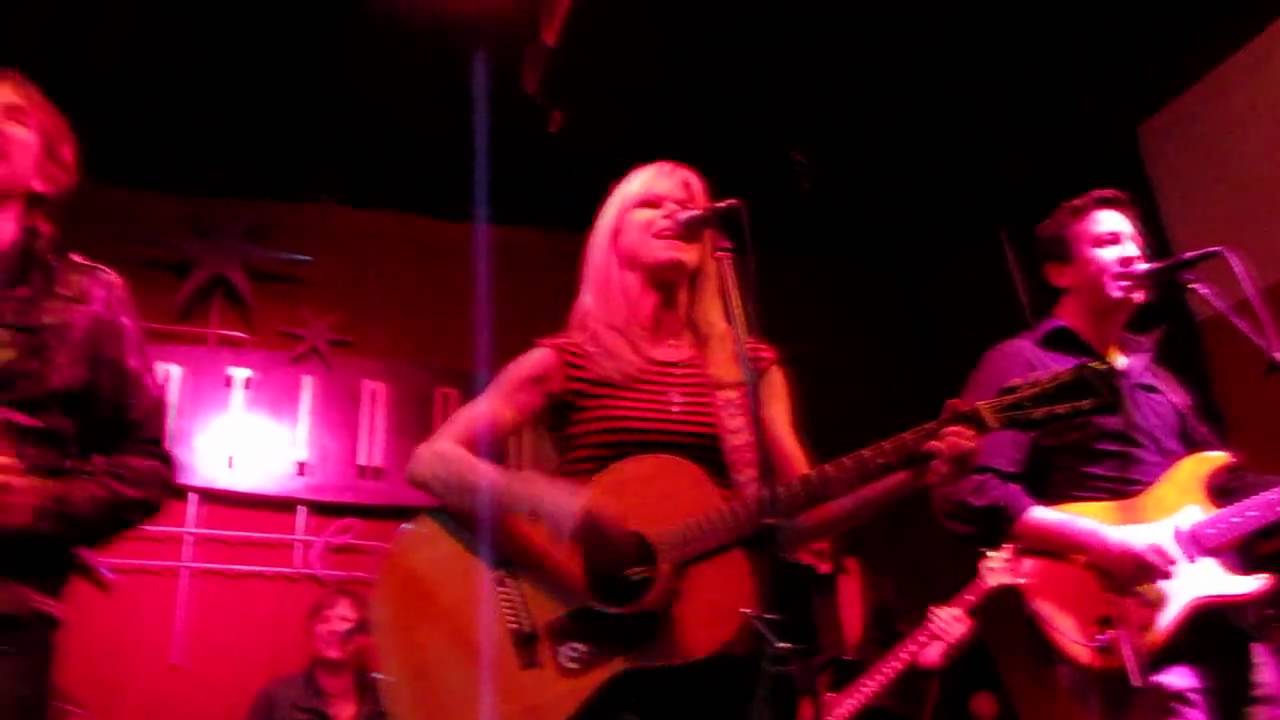 SKYROCKET, Dancing Queen, Continental Club