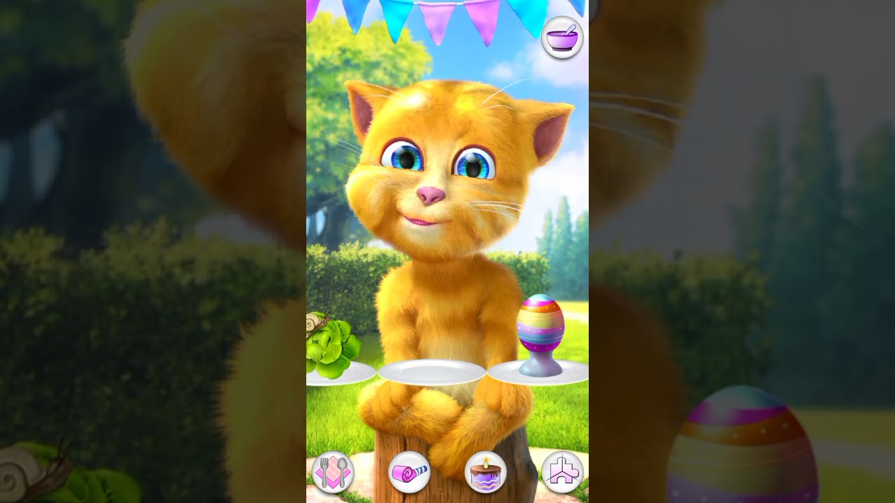 Ginger Eating Food 🥨 