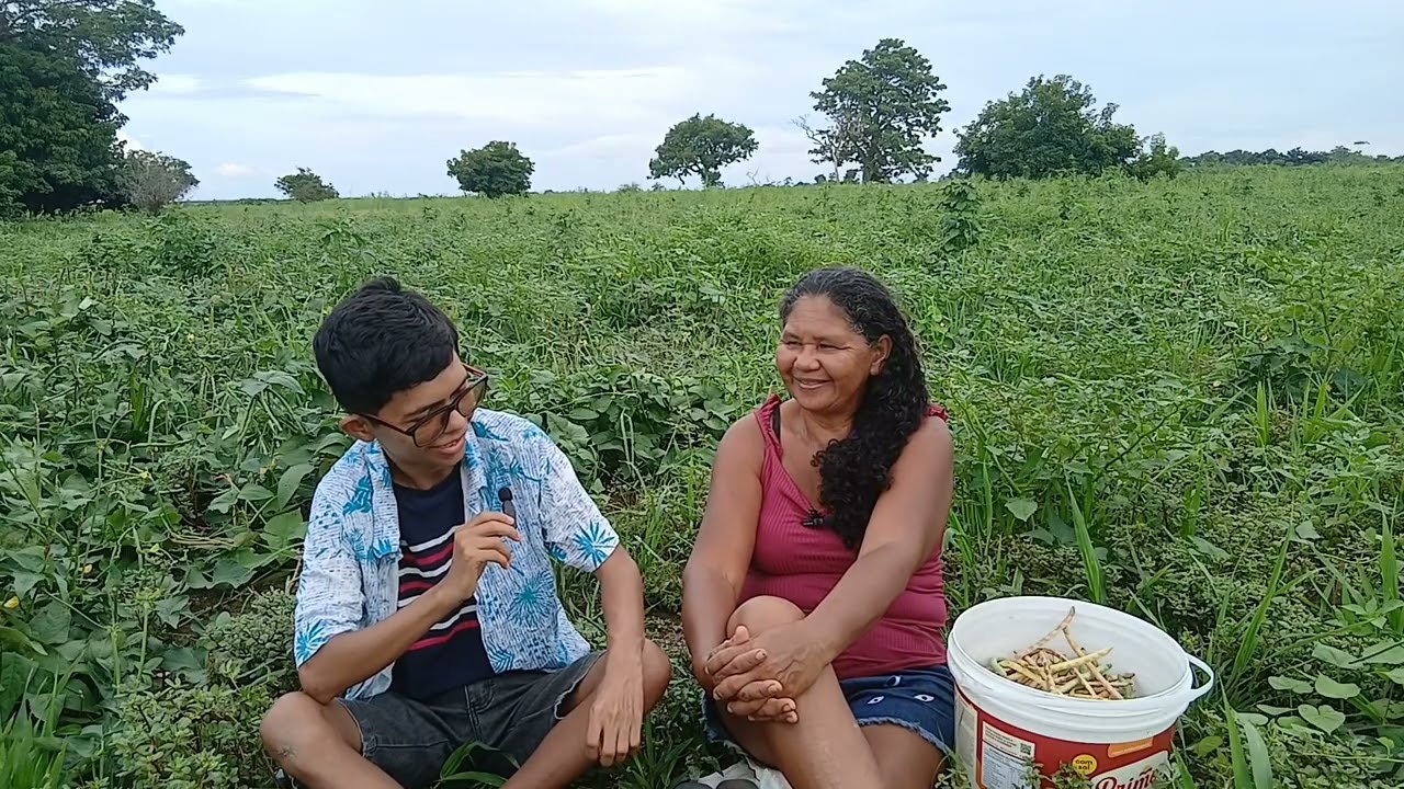 Divisão de tarefas para garantir segurança alimentar em comunidades ribeirinhas da Amazônia