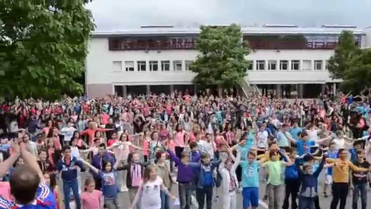 Flash Mob départ madame CREAC'H