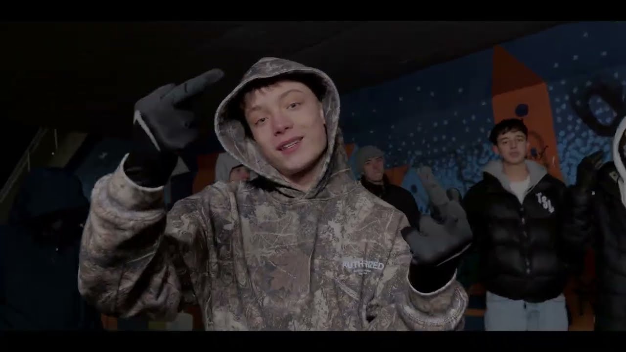 Jr.SUCHY ft.BINIO - DAJ SOBIE SPOKÓJ (🎥Official Video )