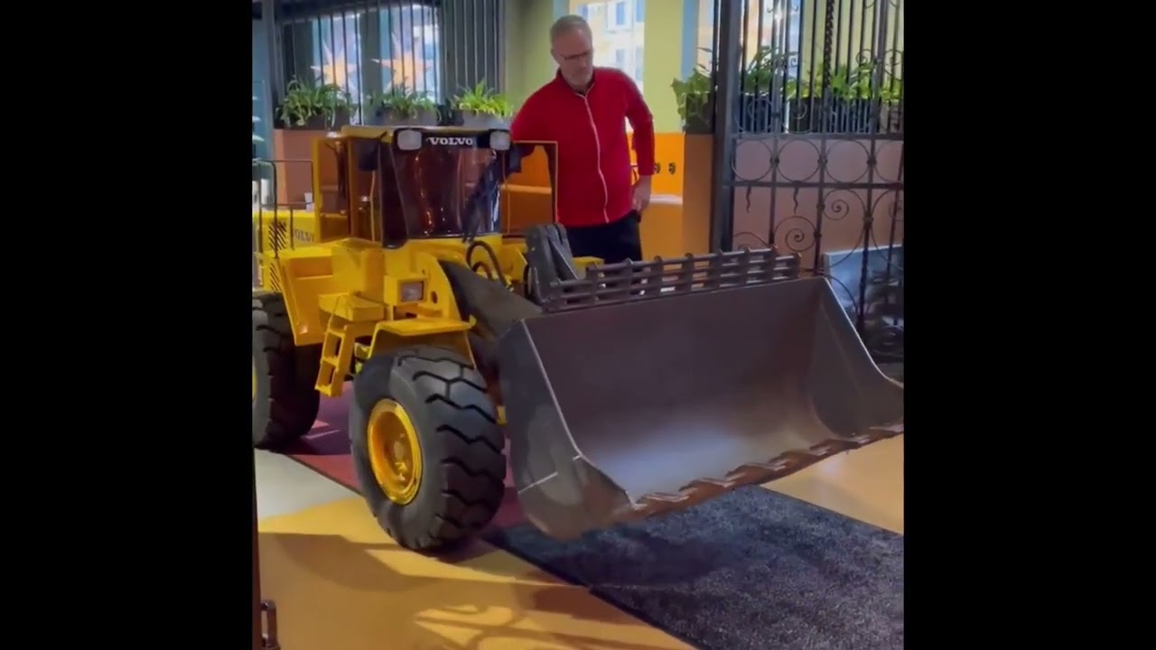 Munktellmuséets Volvo L220 - Hjullastare
