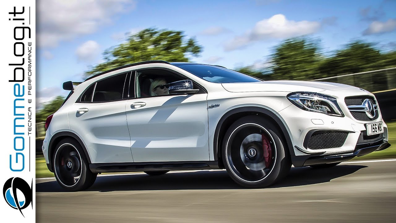 Mercedes GLA 45 AMG Interior Exterior + 381 HP TEST DRIVE and Sport SOUND