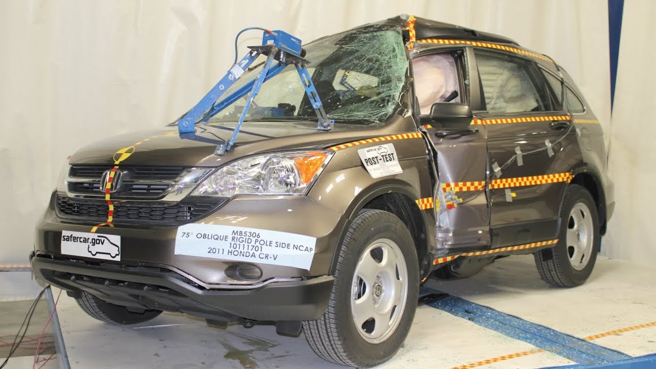 2007/2011 Honda CR-V NHTSA Side Pole Crash Test 