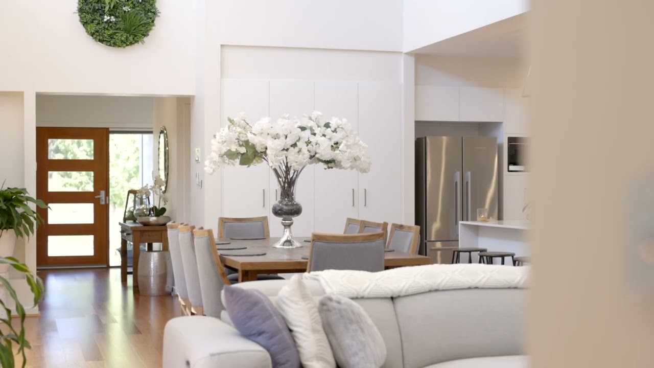 Property Video - 11 Hibberd Cres, Forde