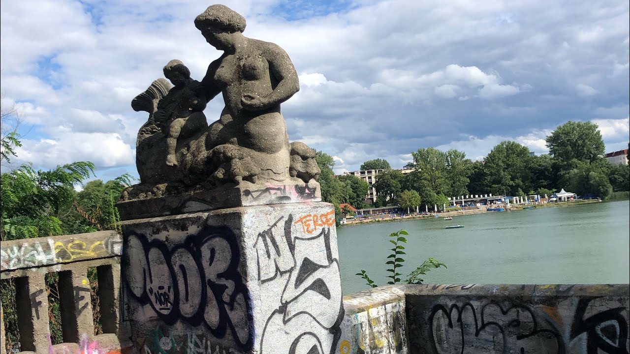 جولة في بحيرة Weißer See في نهاية الربيع / Weißer See