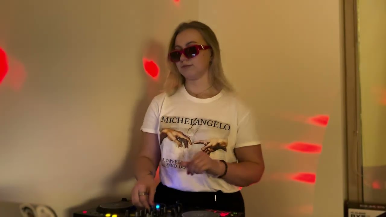 DJ MAILA - Hard Techno Mix