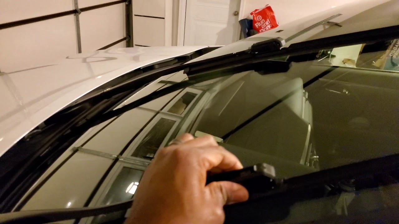 2017 Lexus RX350 Front and Rear Wiper Replacement How To / Service Mode