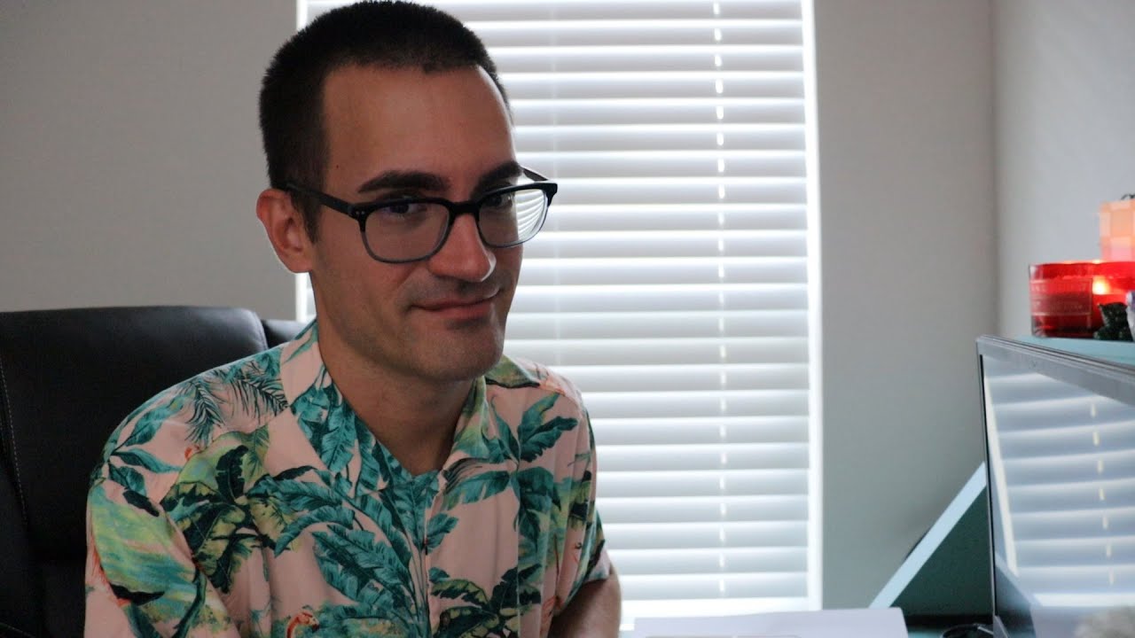 Регистрация заезда на курорт в вестибюле стойки регистрации (ролевая игра ASMR)