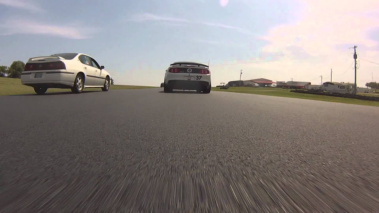 Hallett Motor Racing Circuit New Asphalt Session 2 following Roadhouse1.