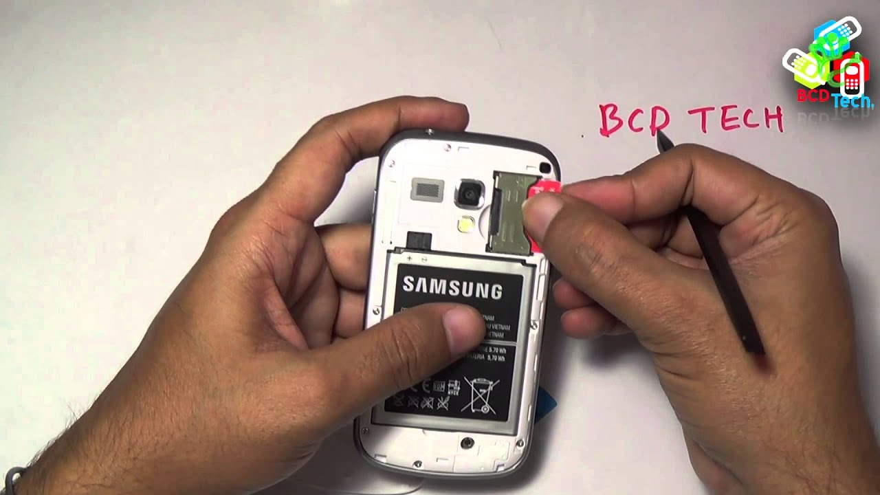 Samsung Galaxy S Duos 2 (S7582): как вставить SIM-карту?