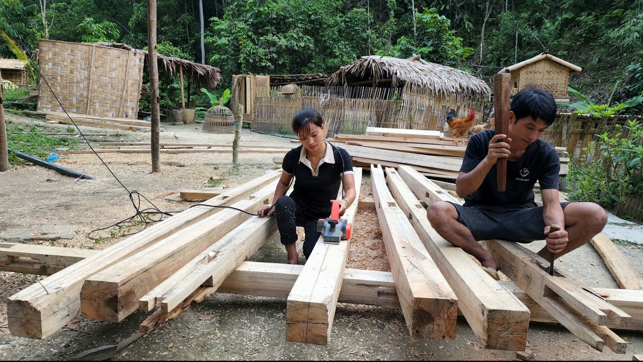 The Process of Dismantling Old Houses, Assembling New Wooden Houses l Lý Thị An - Ep.71
