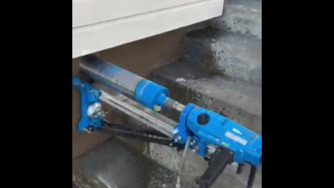 Hur man kärnborrar till ventilationsröret i tvättstugan eller förrådet