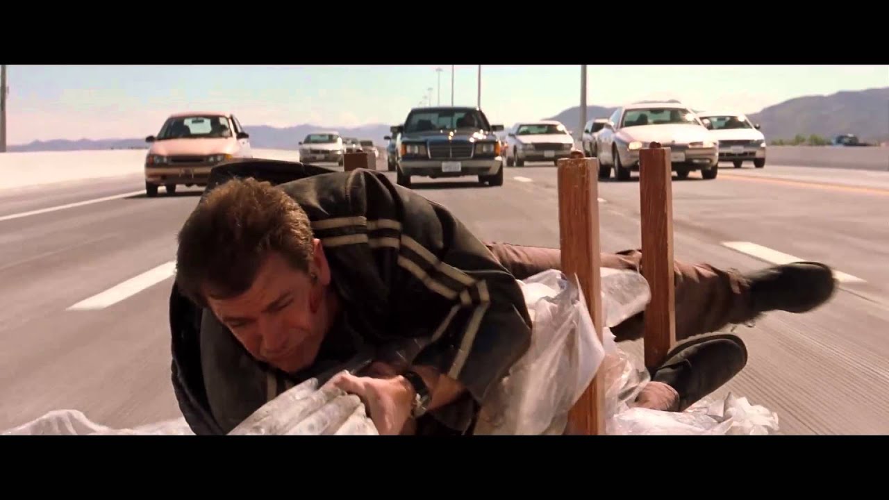Lethal Weapon 4 Chase Scene in Reverse
