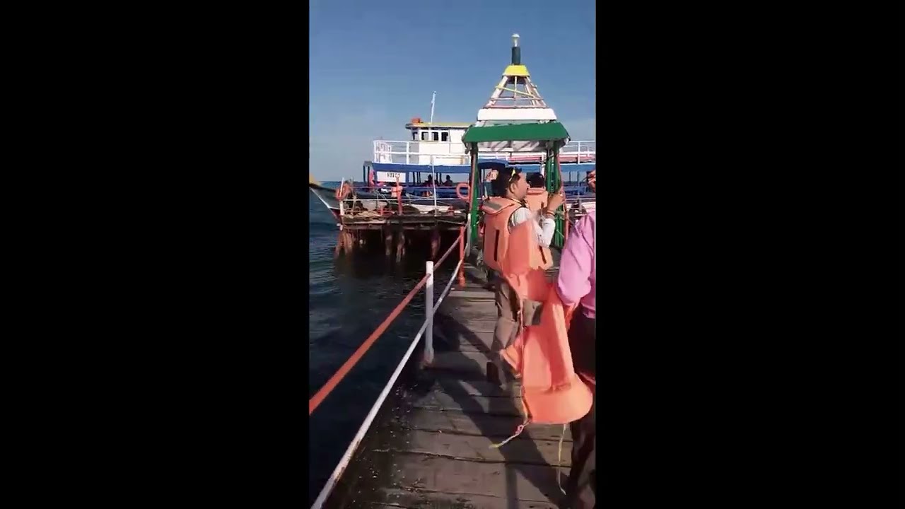 Boating in Rameshwaram – A Mesmerizing Sea Adventure! 🌊🚤