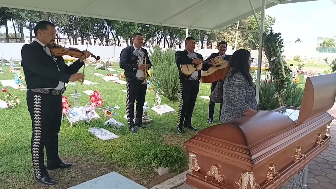 Tus amigos Jiménez SHOW acompañando en todo momento .(3)