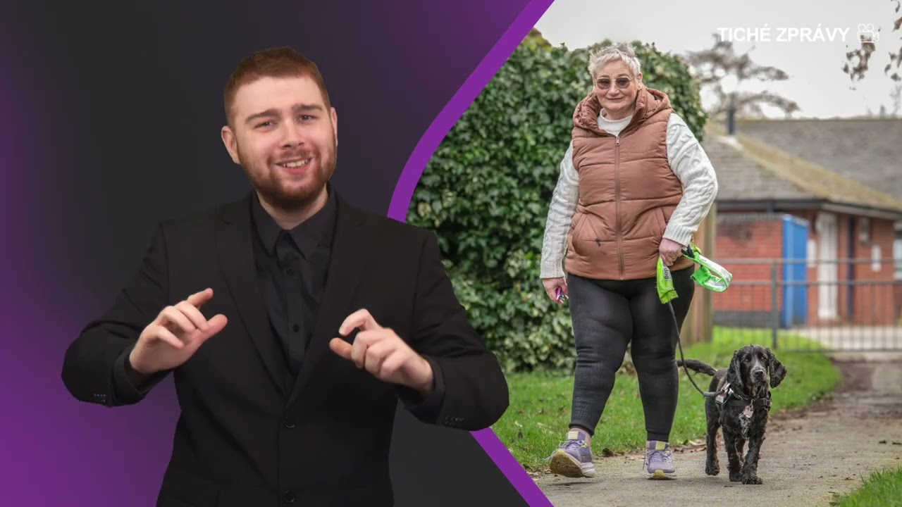 Černý kokršpaněl Arlo přivolal pomoc své neslyšící majitelce, která uklouzla na ledě