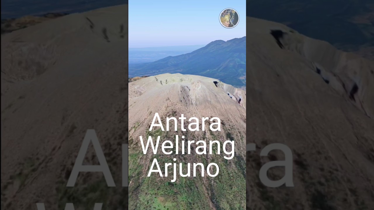 Ini Gunung Antara Welirang dan Arjuno #shorts #welirang #arjuno #jawatimur