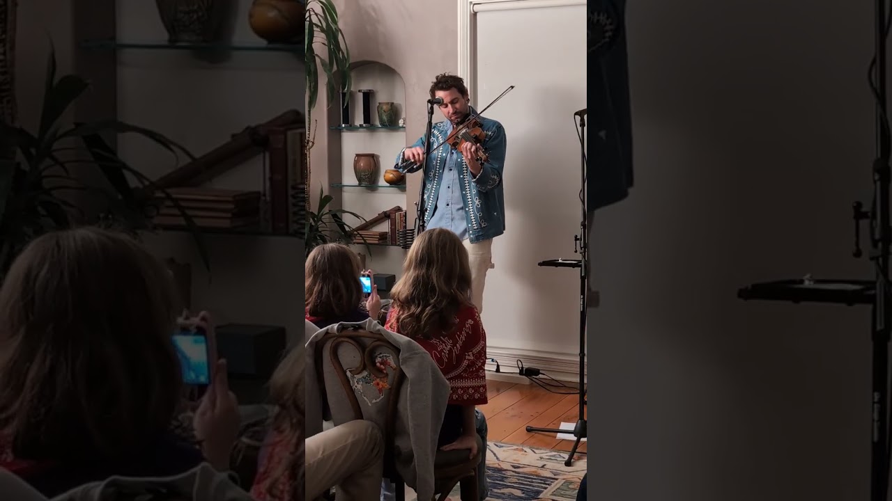 Oliver Bates Craven (part 2) @ OG House Show - 2/9/26