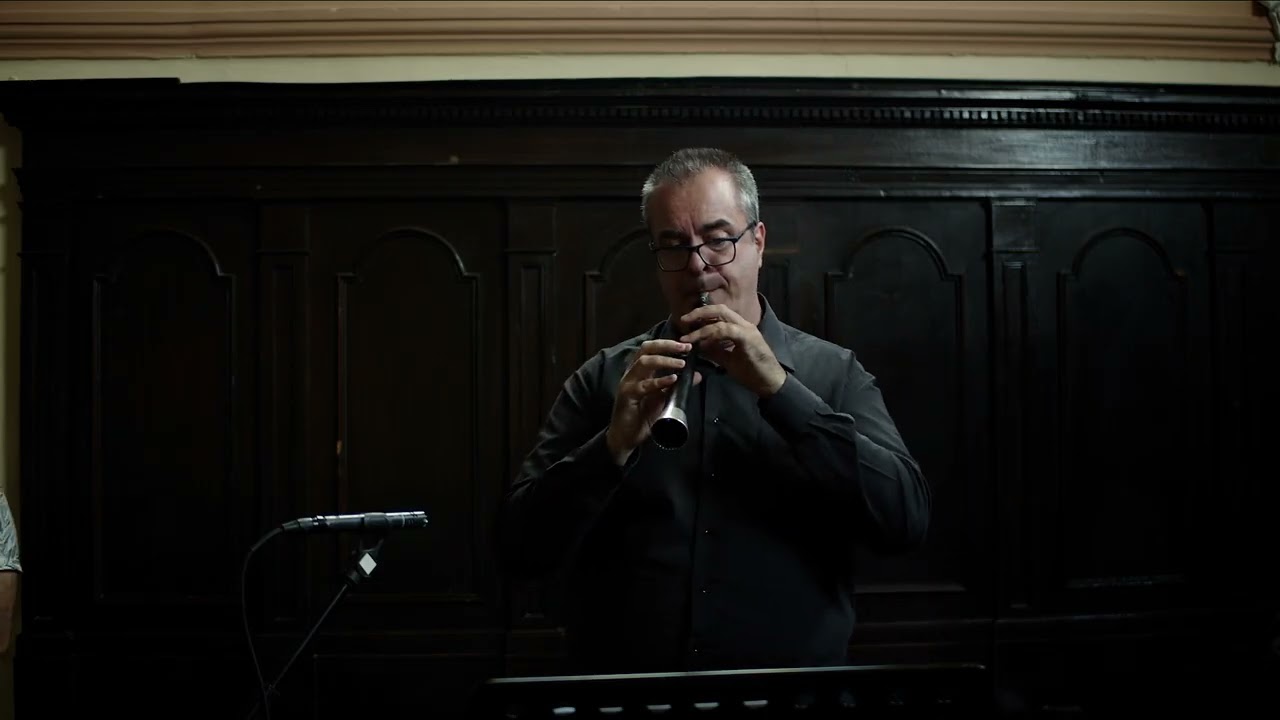 Diferencias sobre una mudanza de Tauste sobre el tenor de Folìas