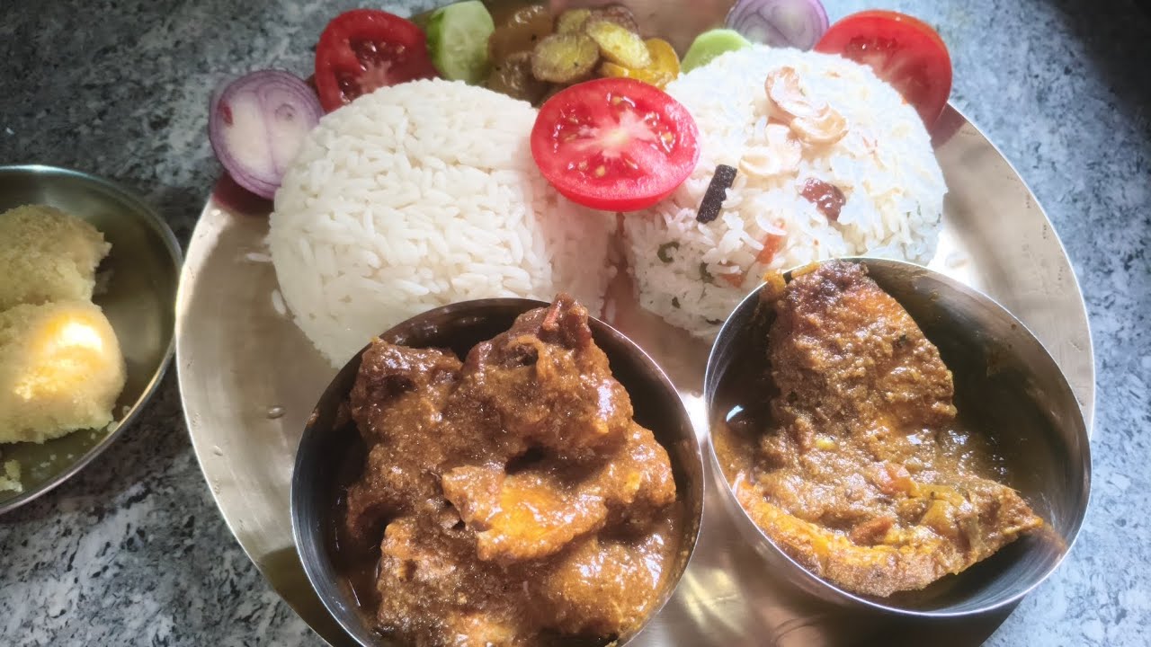 হ্যাপি হোলি সকল বন্ধুদের জানাই আজকের মেনু হচ্ছে খাসির মাংস মাছ ফ্রাই রাইস সাদা ভাত মিষ্টি