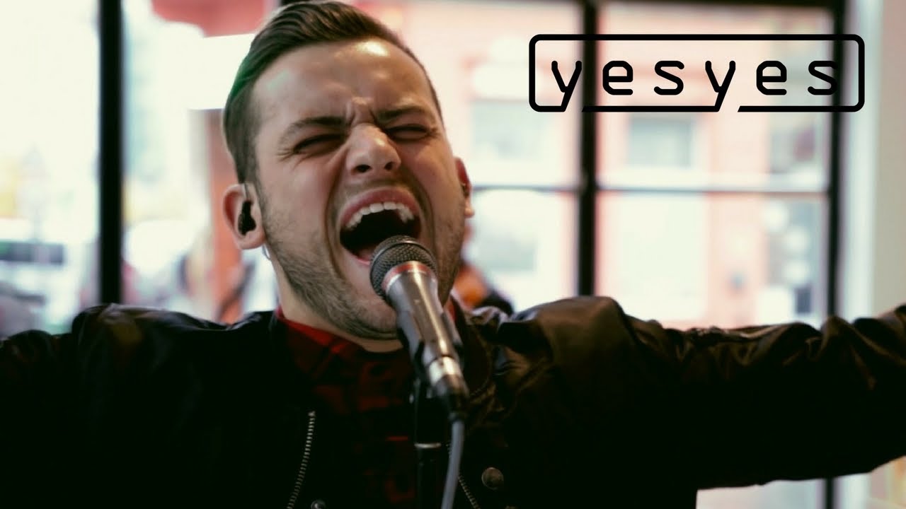 yesyes - I let you run away feat. MC Fantom, Baranyi Zolt&aacute;n (LIVE SESSION)