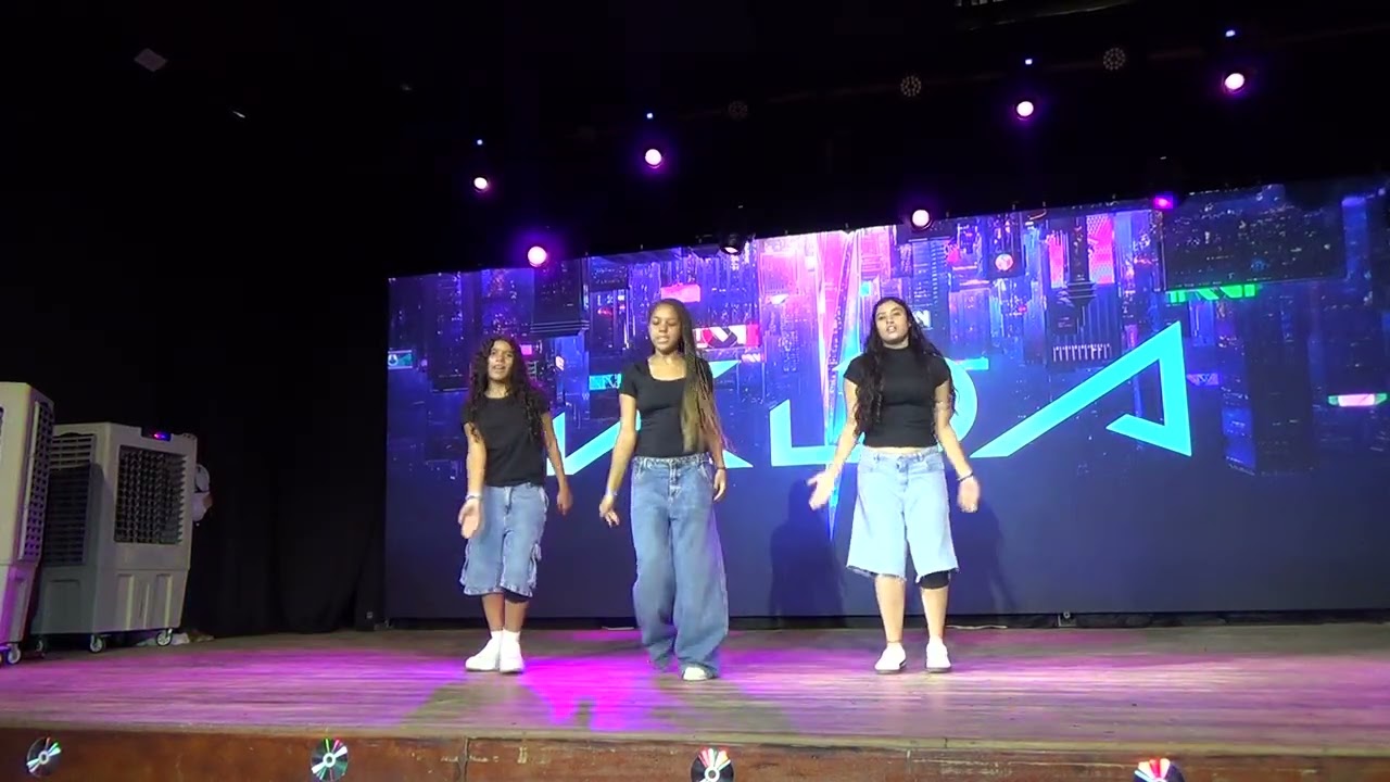 Girlset