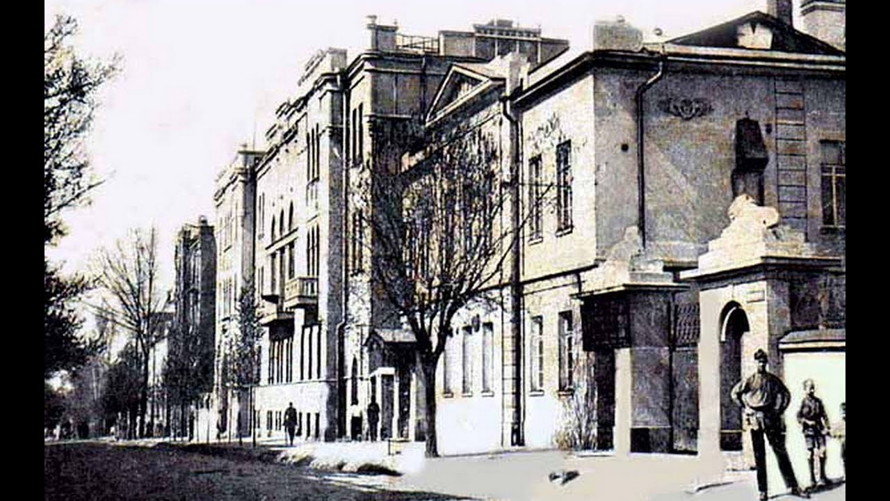 Харьков.  Улица Алчевских (Артёма) (mm)