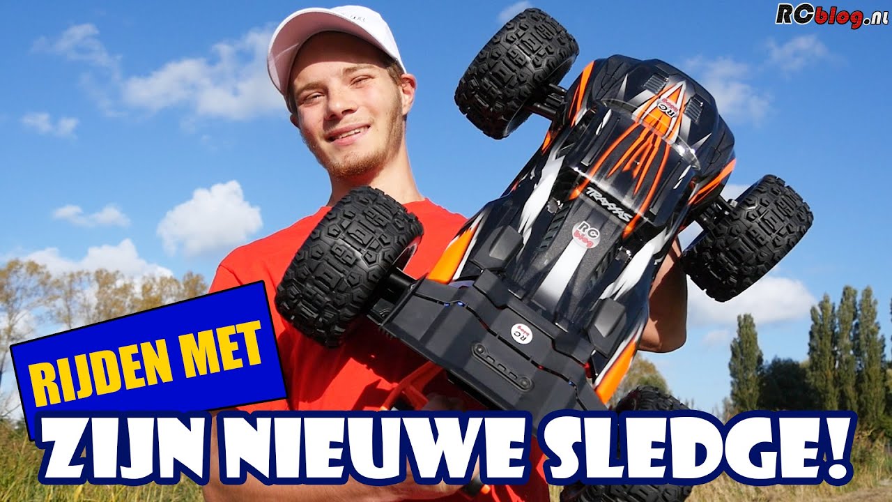 RIJDEN met zijn nieuwe TRAXXAS SLEDGE! [DEEL 2]