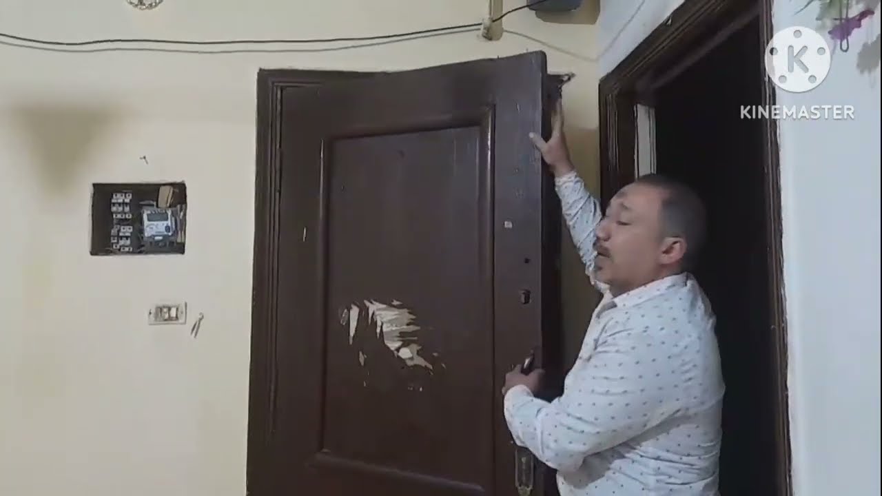 حل مشكله احتكاك الباب الخشب بالأرض  بكل سهوله للمبتدئين